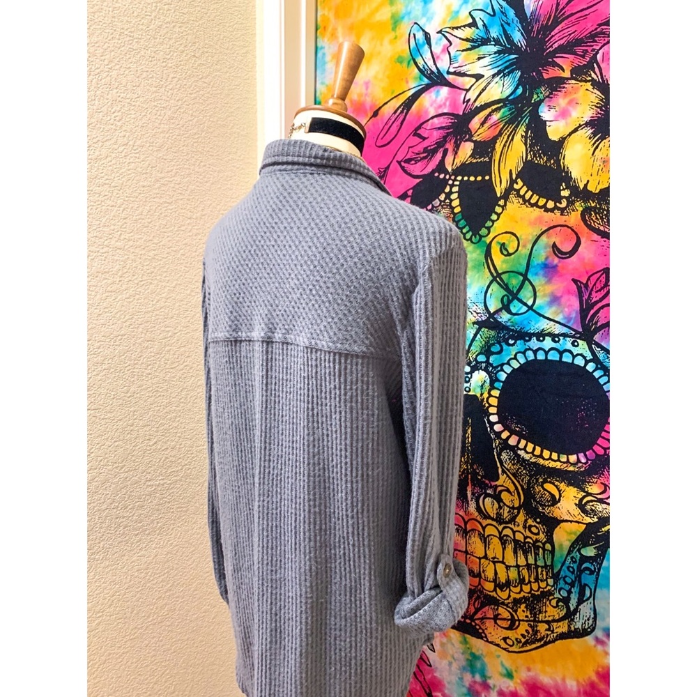 🌈 Amazing soft button top - Picture 8 of 11